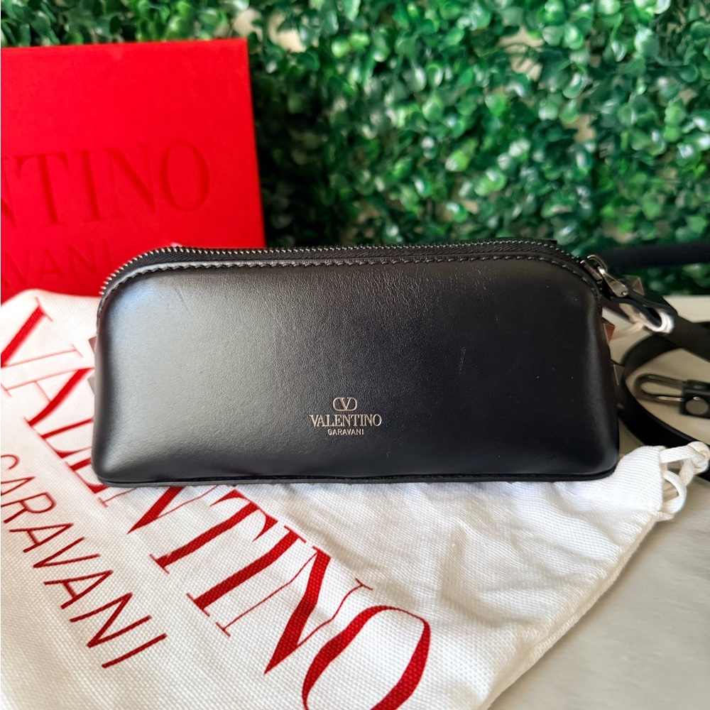 Valentino Garavani Black Studded Women's Mini Bag MSRP $1,790 NWT - Picture 6 of 16